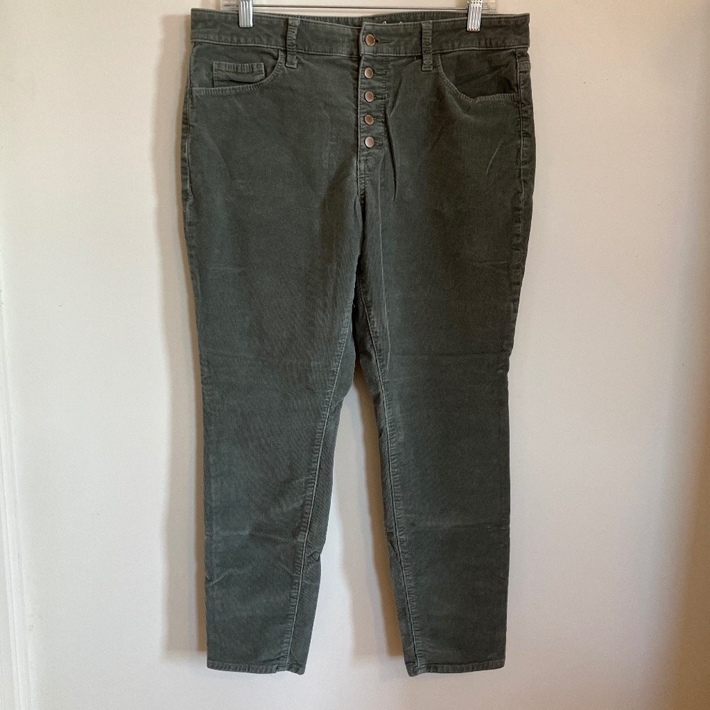 Universal Thread High Rise Skinny Sage Button-Fly Corduroys - Size 12/31R